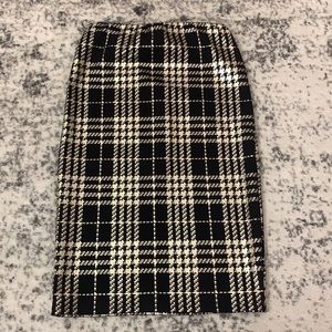 Black and gold pencil skirt